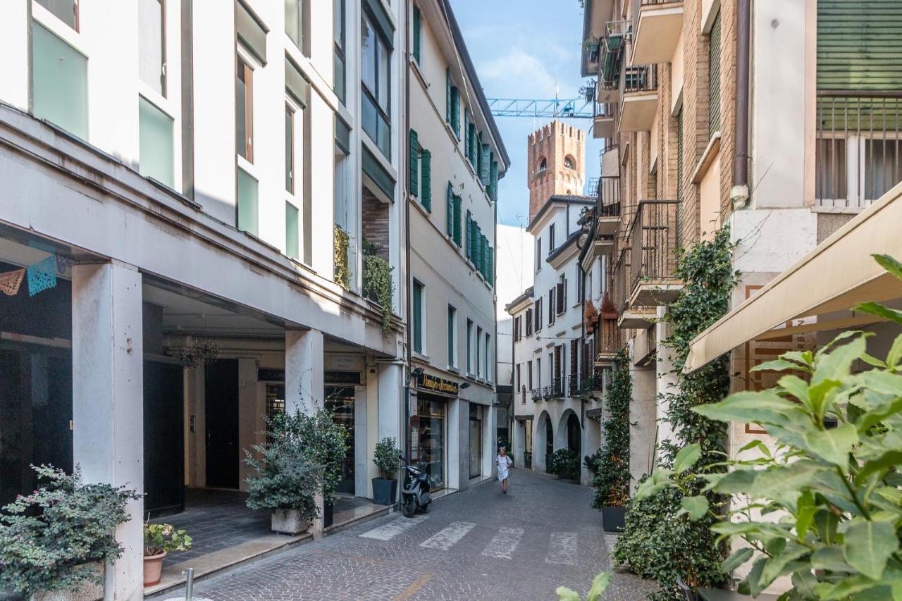 Ferienwohnung Grey House In The Heart Of @Treviso Exterior foto