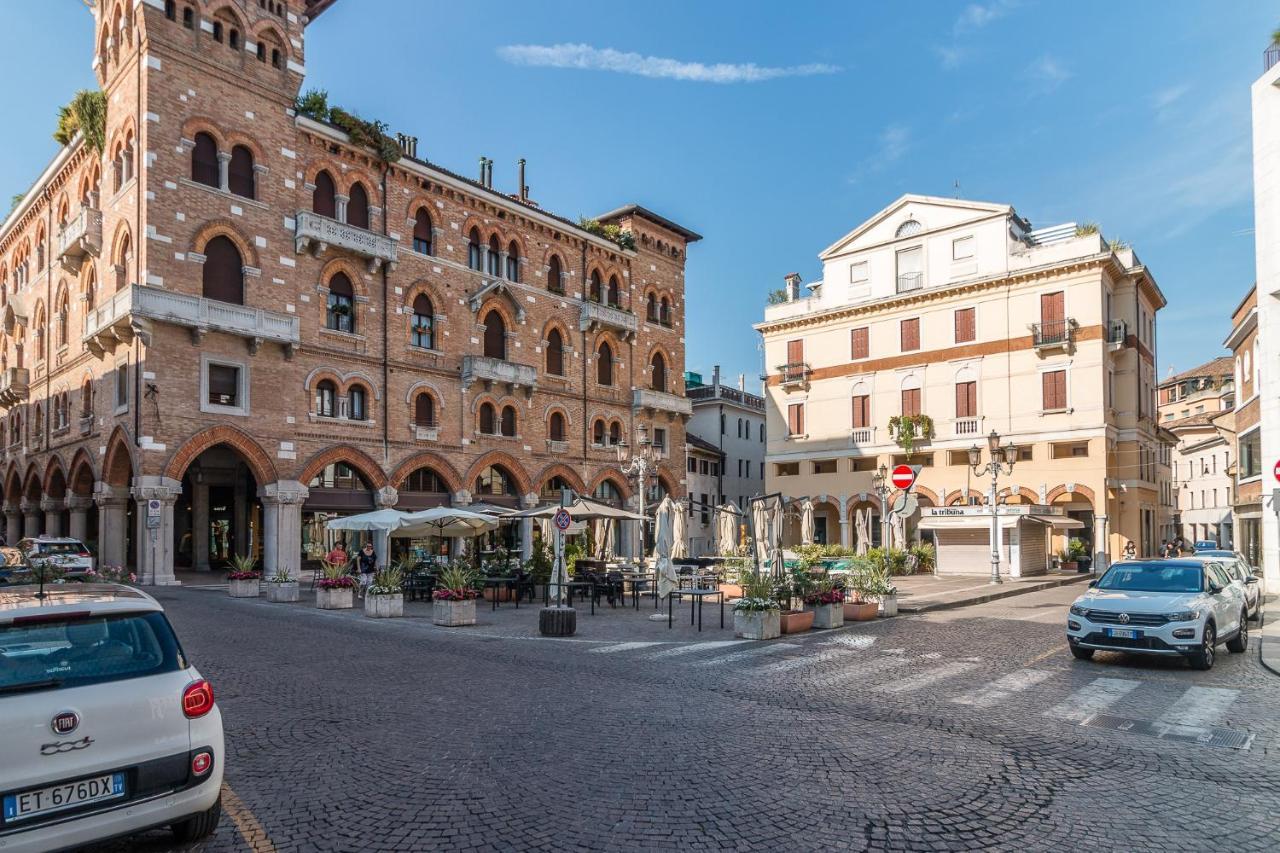 Ferienwohnung Grey House In The Heart Of @Treviso Exterior foto