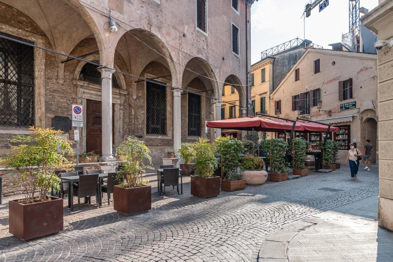 Ferienwohnung Grey House In The Heart Of @Treviso Exterior foto